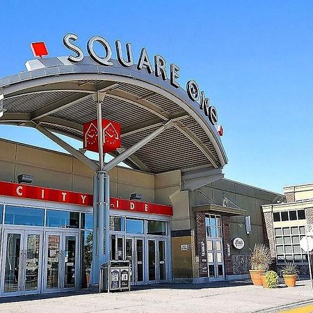 Napa Furnished Rental Apartments Square One Mississauga Exterior foto