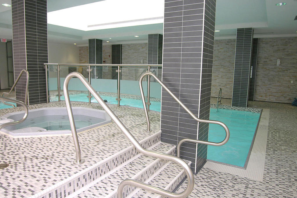 Napa Furnished Rental Apartments Square One Mississauga Exterior foto